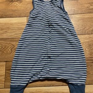 Woolino 4 season baby sleep bag with feet